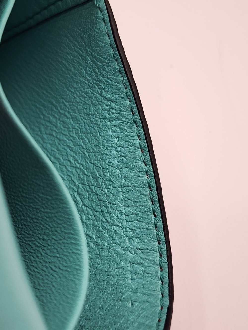 Fendi Poppy Pebbled Nano Baguette - Picture 10 of 11